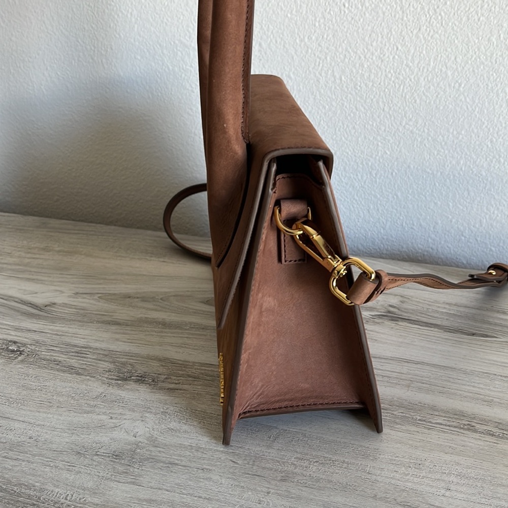 JACQUEMUS
Brown Le Papier 'Le Grand Chiquito' Top
Handle Bag - Picture 2 of 7